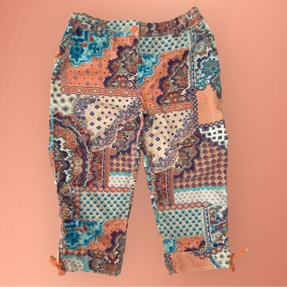 Chico’s Cool Cotton-Blend Patched Capris - Picture 14 of 14